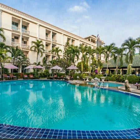 Hotel Romeo Palace Pattaya Exterior foto